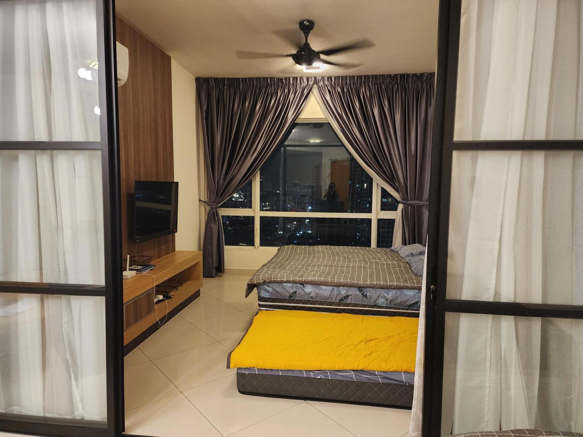קואלה לומפור Crest Residence מראה חיצוני תמונה