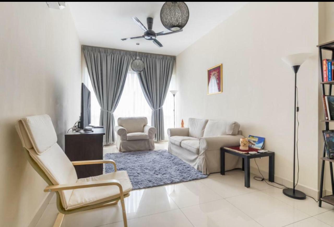 קואלה לומפור Crest Residence מראה חיצוני תמונה